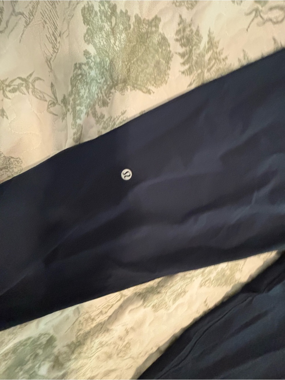 lululemon sz 6 License to Train Jogger True Navy gym fitness athleisure workout - Picture 9 of 16